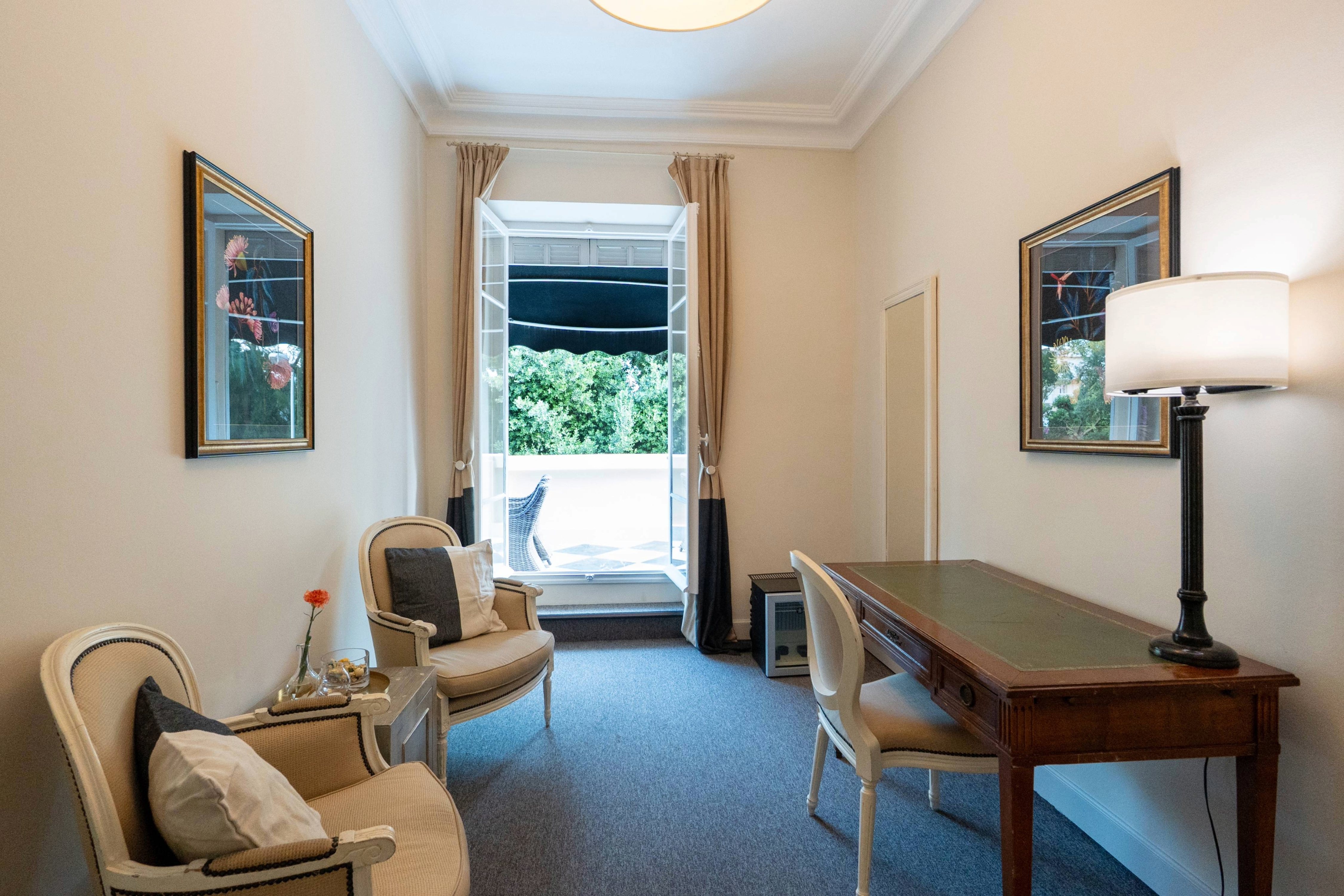 Suite - Description 2
